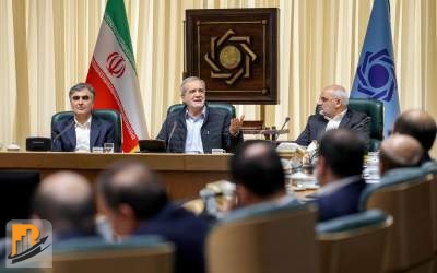 دلار به مرز 120 هزار تومان رسید / «فرزین» را کوک کرده اند که فقط همین یک حرف را بزند؟!